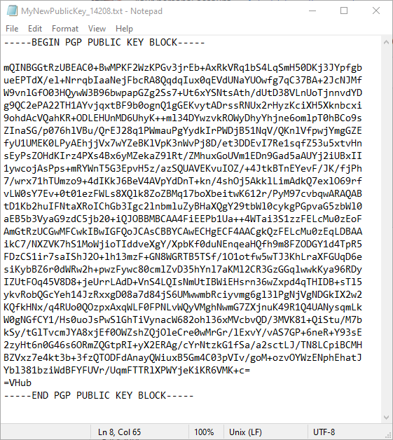 screenshot of Notepad and Public Keypair